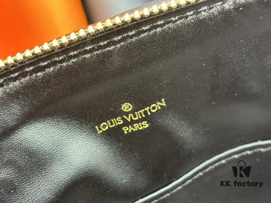 6930781b6e68136f4d9a68ae Model: M23666 Shell Bag 💋💋 This Alma BB Handbag Draws Inspiration from the Diamond-Quilted Lining of Louis Vuitton's Rigid Trunks