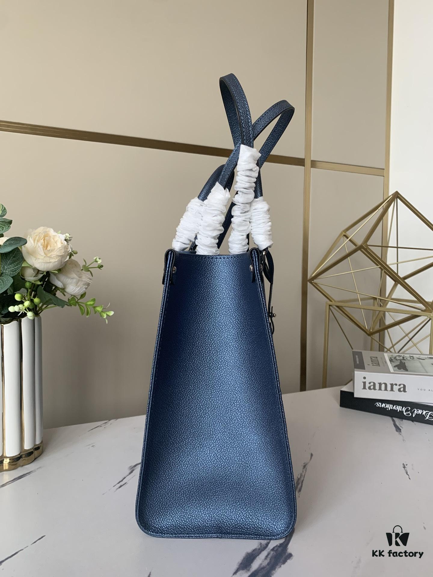 6930785f6e68136f4d9a6952 Top-Grade Full-Grain Leather, Exclusive Real Photo - M45595 Pearl Blue Full Leather Matelassé By The Pool Capsule Collection OnTheGo Medium Tote Bag
