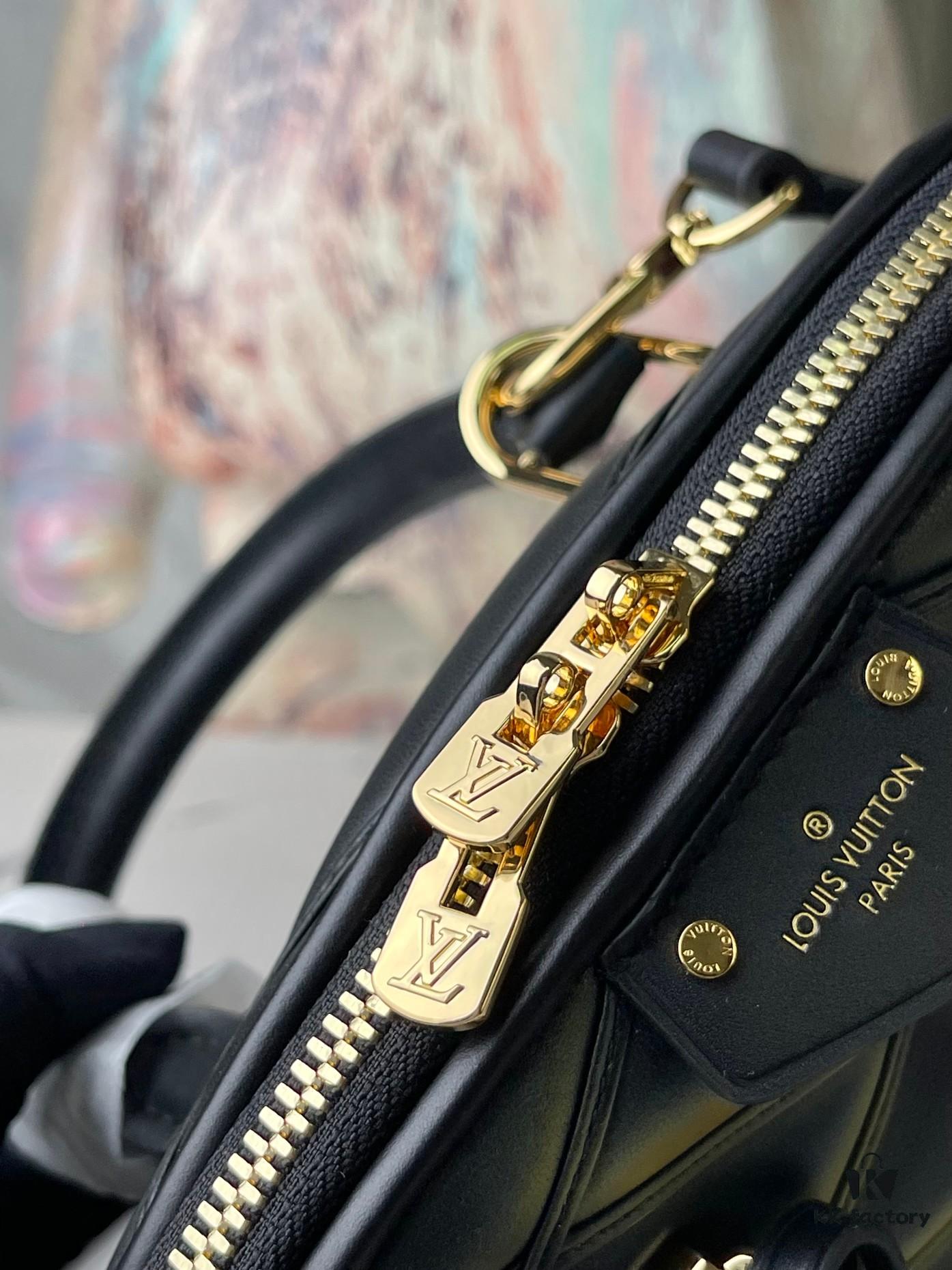6930787b6e68136f4d9a6984 M23576 Gradient Quilted Full Leather Shell Bag Series Alma BB Handbag