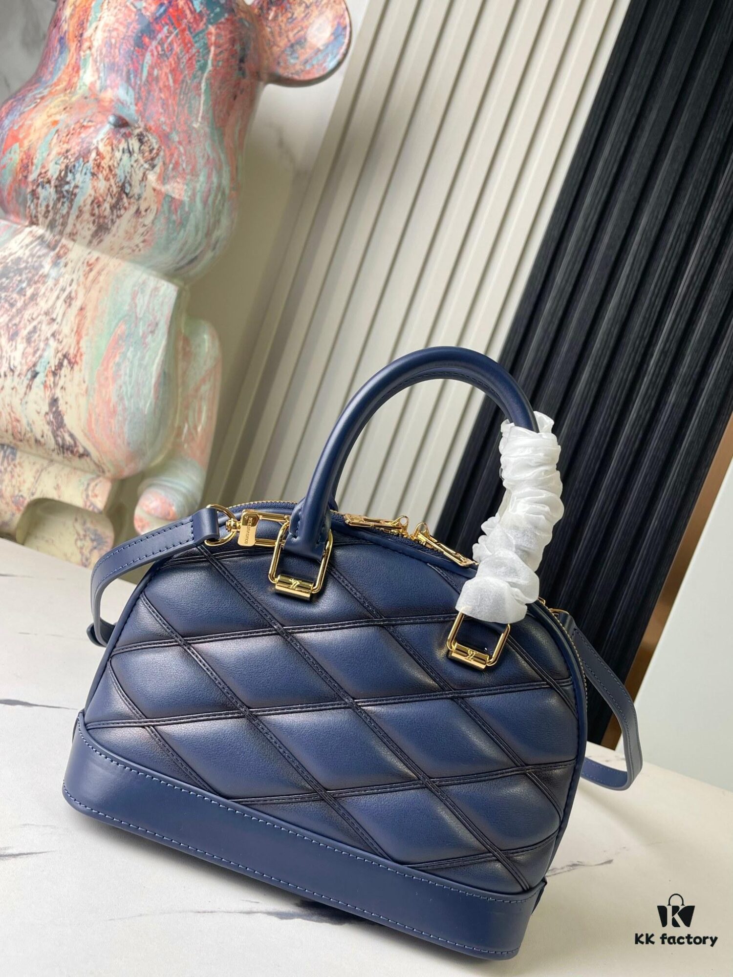 6930787e6e68136f4d9a6989 Top Quality Original Design Exclusive Real Shot M23666 Deep Blue Diamond Quilted Full Leather Clam Shell Bag Series Alma BB Handbag