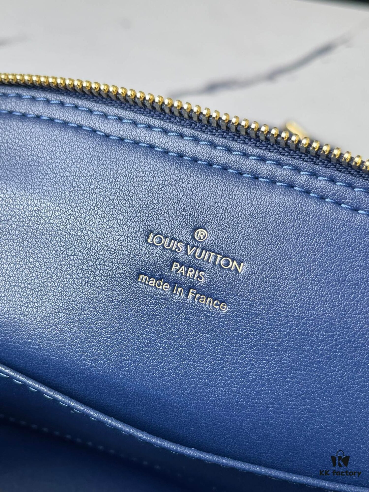 693078816e68136f4d9a698f Top Quality Original Design Exclusive Real Shot M23666 Deep Blue Diamond Quilted Full Leather Clam Shell Bag Series Alma BB Handbag