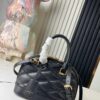 693078886e68136f4d9a699a Top-tier Original Stock Exclusive Real Photos M83048 Black Diamond-quilted Full Leather Alma BB Clutch Bag