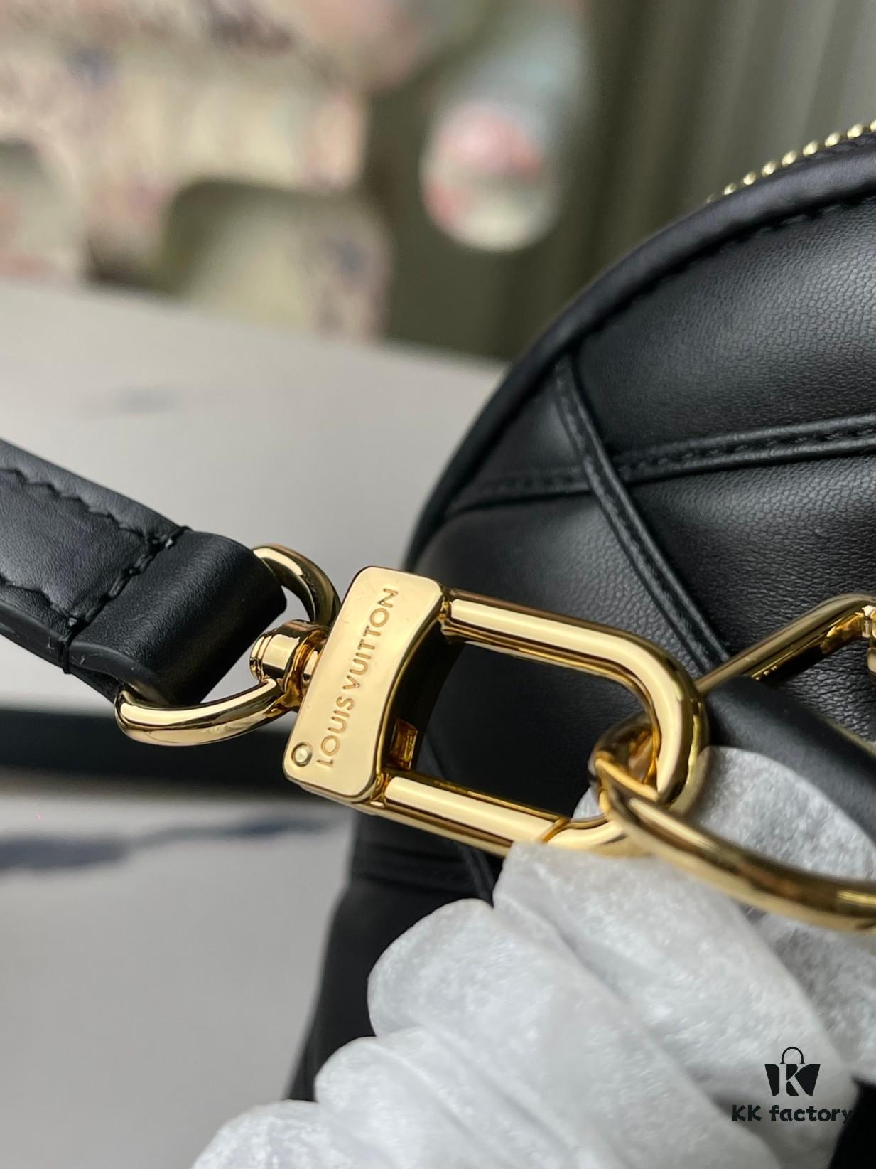 693078896e68136f4d9a699b Top-tier Original Stock Exclusive Real Photos M83048 Black Diamond-quilted Full Leather Alma BB Clutch Bag