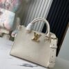 693078926e68136f4d9a69ad Top-tier Original Order, Exclusive Real Photos: M23637 White Full Leather Square Bag Series Lock & Go Handbag M22311