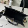 693078996e68136f4d9a69bc Top-Quality Original Order Exclusive Real Shot M22311 Black Full Leather Square Bag Series Lock & Go Handbag M23637
