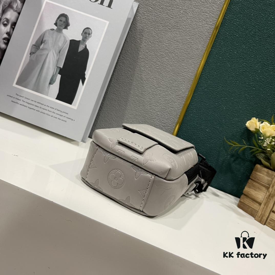 693078a36e68136f4d9a69d1 Upgraded Version! Latest Release! M81321 M81323 M81005 Black Grey Floral, Black Embossed, Grey Embossed Flap Double Phone Pouch — A Capsule Collection by Japanese Designer and DJ Nigo and Virgil Abloh for Louis Vuitton. This Flap Double phone bag features a shoulder strap, black-silver two-tone flap, messenger-style design, ideal for storing your phone and daily essentials.