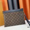 693078ad6e68136f4d9a69ea M81848 M81569 M82079 Exclusive Real Shot! To-Go Handheld Bag from Louis Vuitton's Late 2022 'Room with a View' Collection