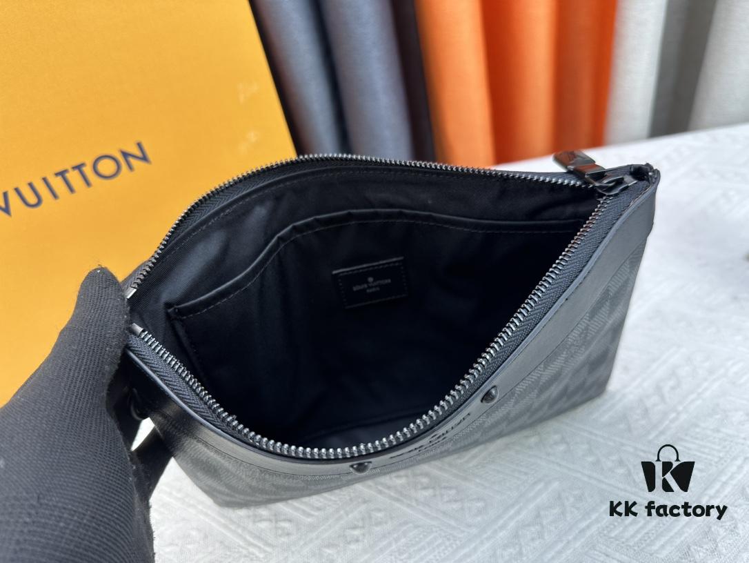 693078b46e68136f4d9a69fa To-Go Handheld Bag from Louis Vuitton's 2022 End-of-Year Room with a View Collection