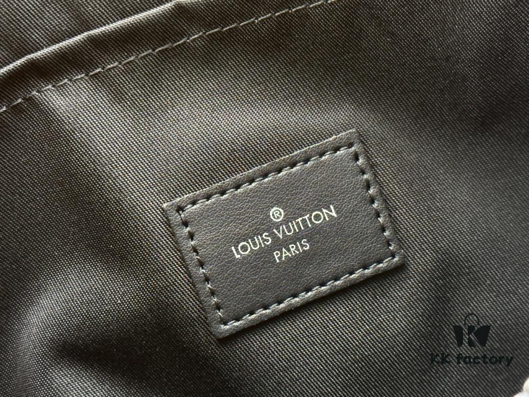 693078b56e68136f4d9a69fb To-Go Handheld Bag from Louis Vuitton's 2022 End-of-Year Room with a View Collection