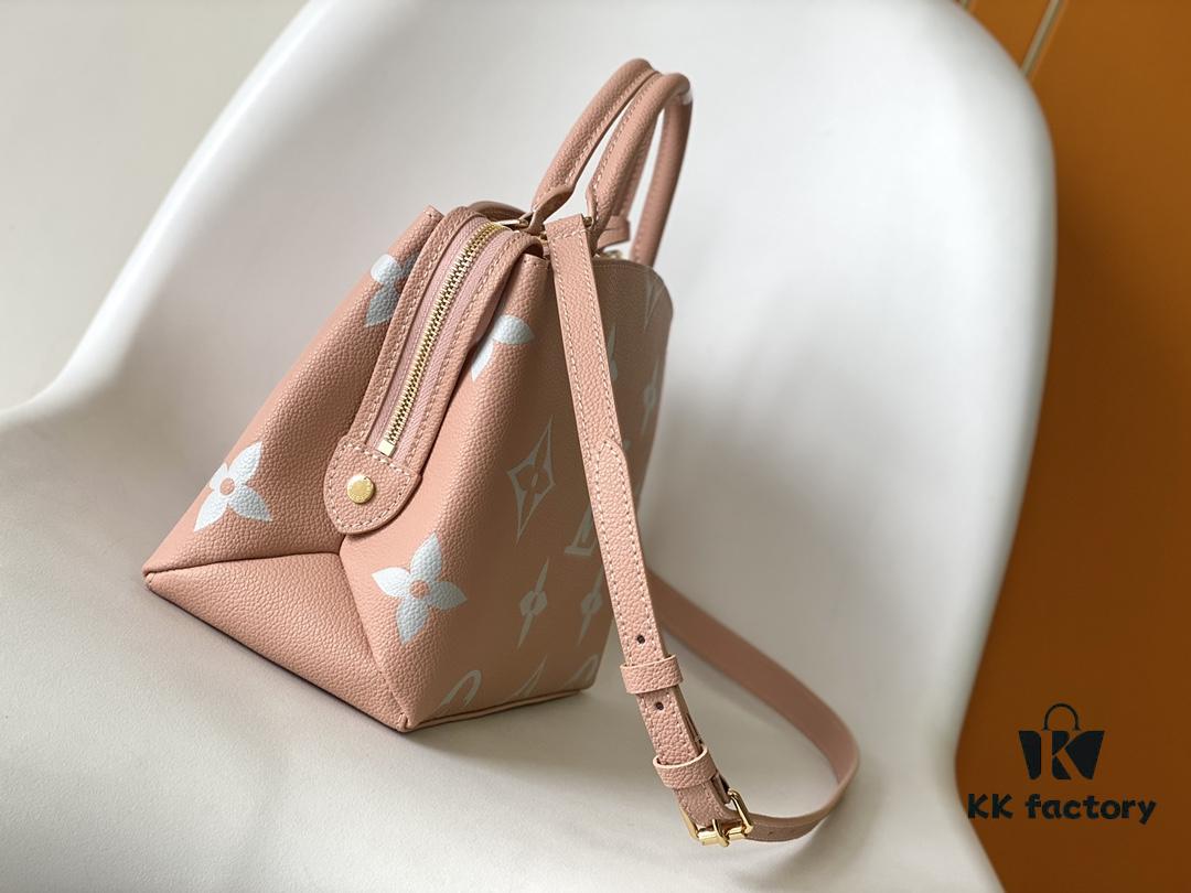 Petit Palais Handbag in Grained Leather with Monogram Motif
