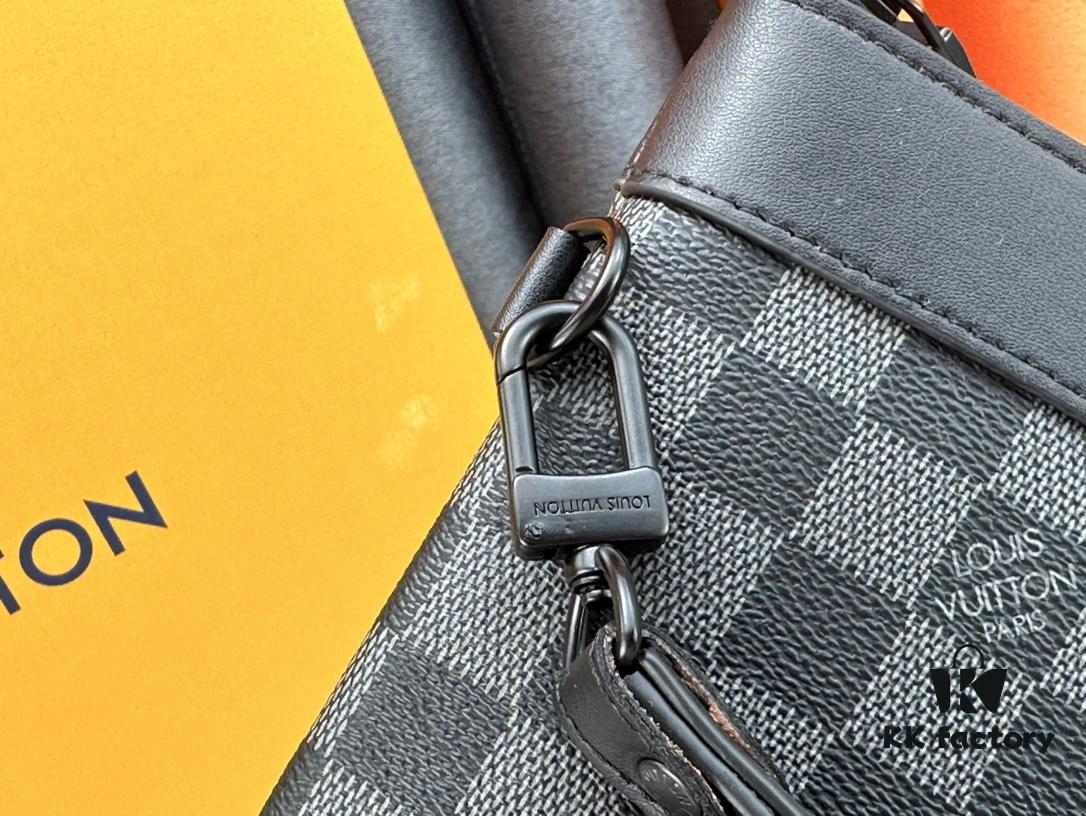 693078b96e68136f4d9a6a04 To-Go Handheld Bag from Louis Vuitton's 2022 End-of-Year Room with a View Collection