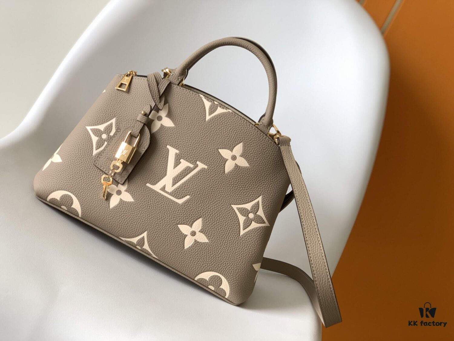 Petit Palais Handbag - Premium Original Order, Exclusive Real Photos