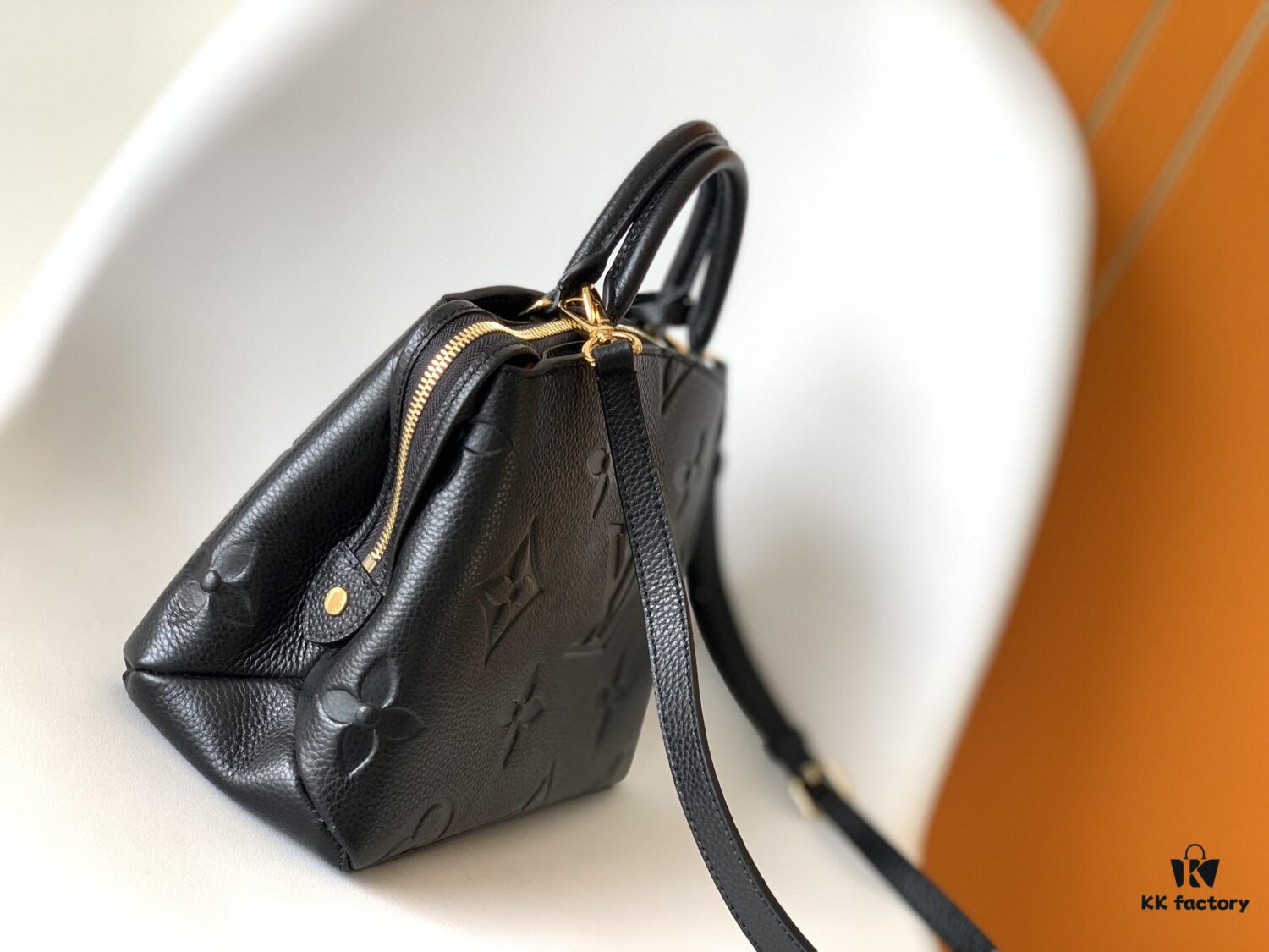 693078c76e68136f4d9a6a21 Petit Palais Handbag in Grained Leather with Monogram Giant Print