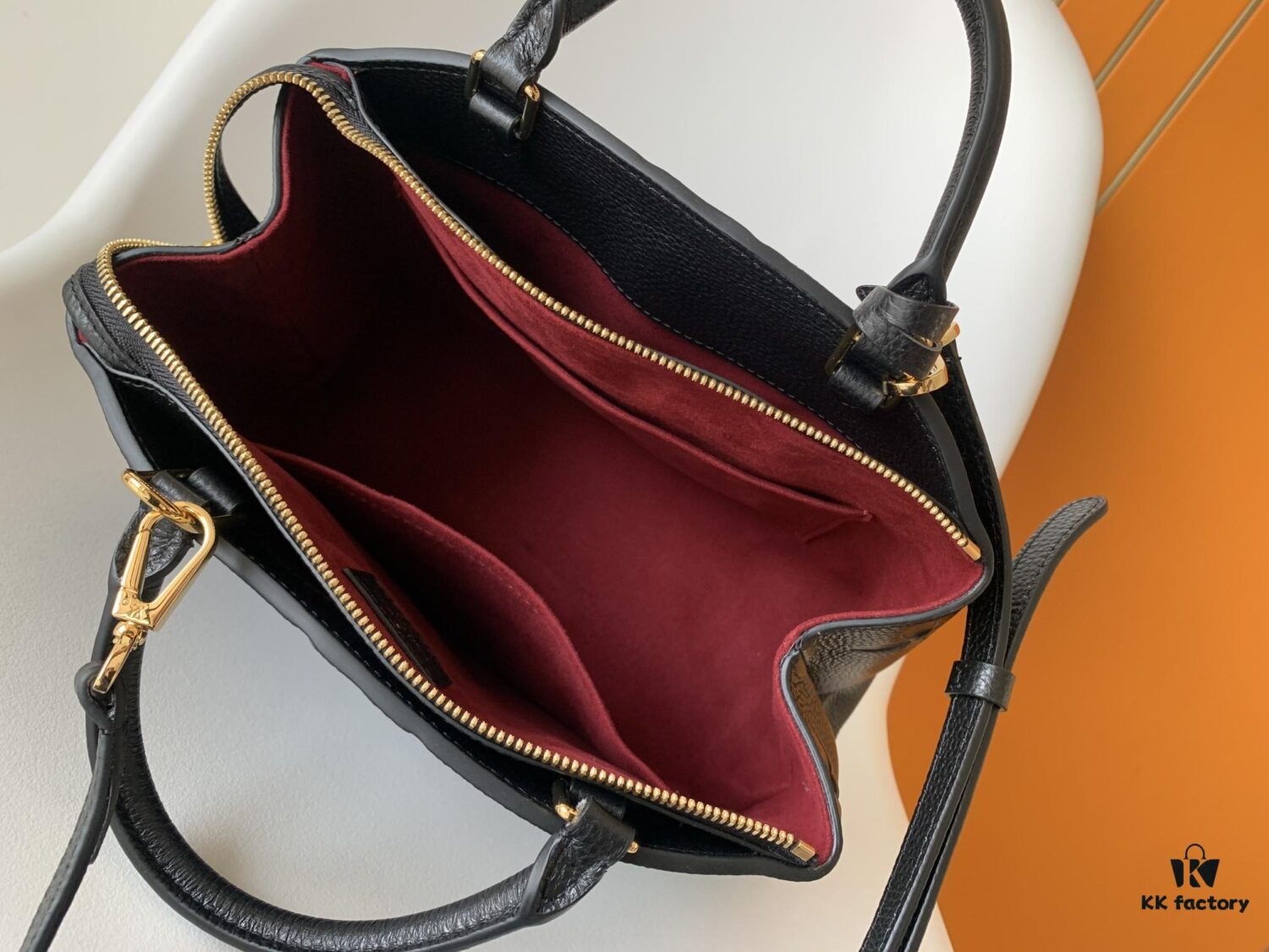 693078ca6e68136f4d9a6a25 Petit Palais Handbag in Grained Leather with Monogram Giant Print
