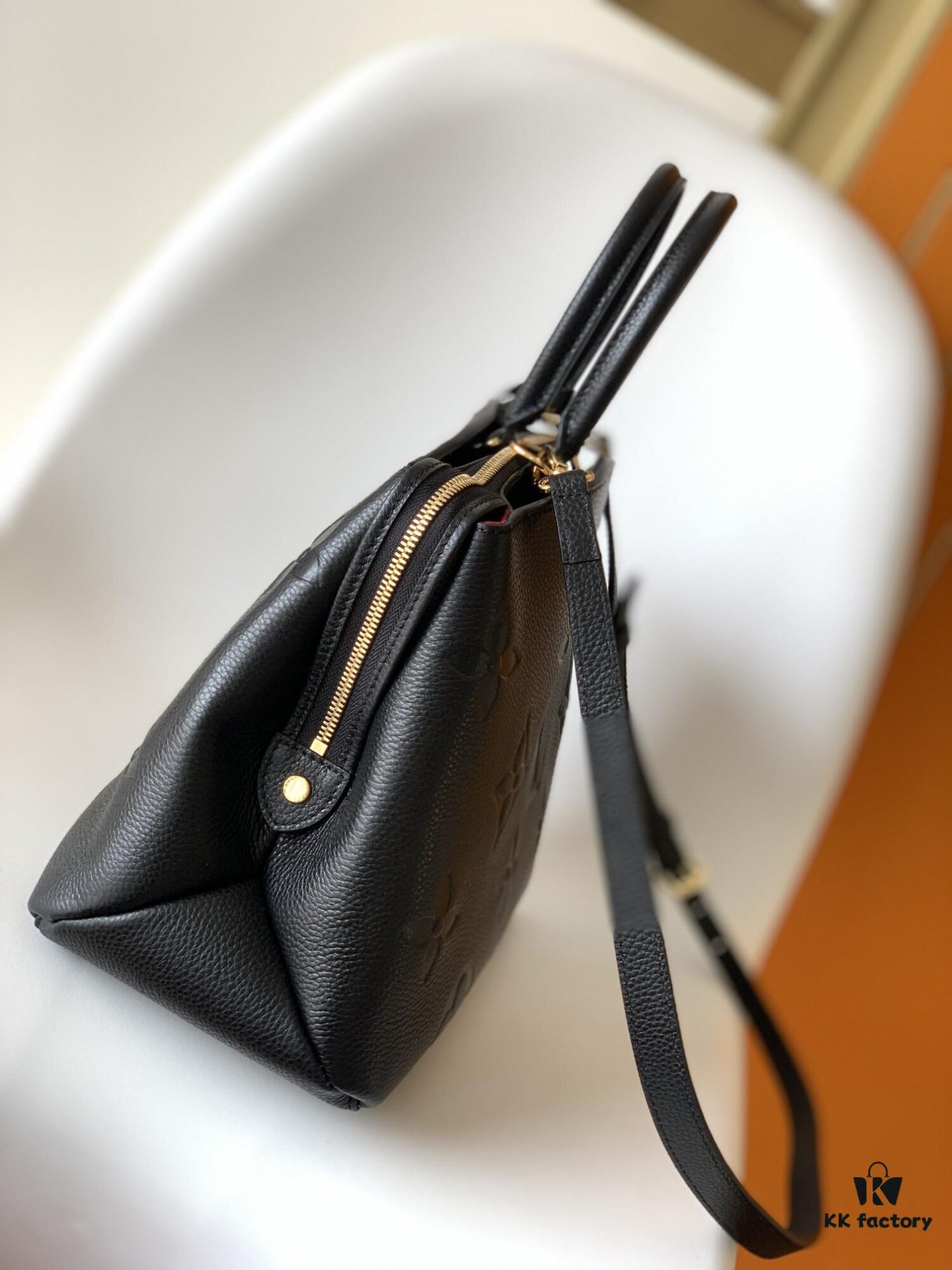 693078d66e68136f4d9a6a3b Top Quality Original Order Exclusive Real Shot Petit Palais Handbag