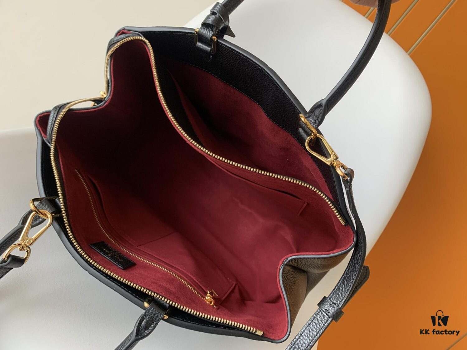 693078d86e68136f4d9a6a3f Top Quality Original Order Exclusive Real Shot Petit Palais Handbag