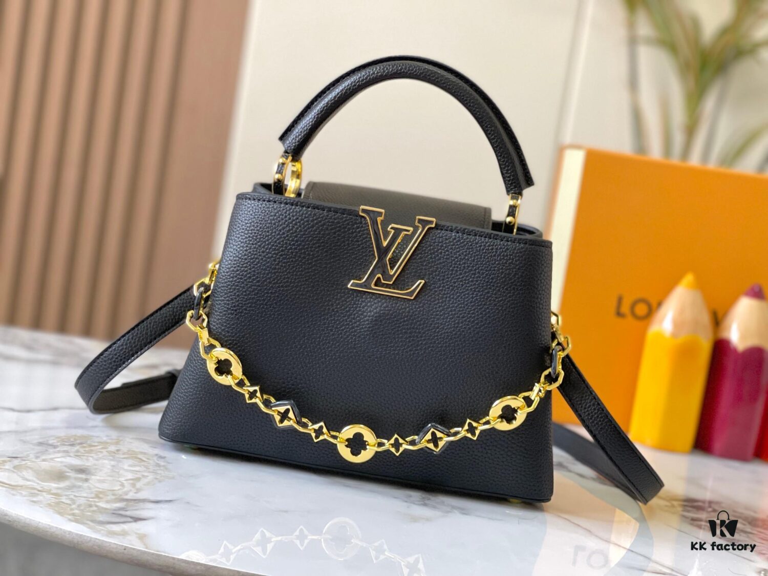 693078da6e68136f4d9a6a42 Top Quality Guangzhou Stock M14971 Black Capucines BB Bag