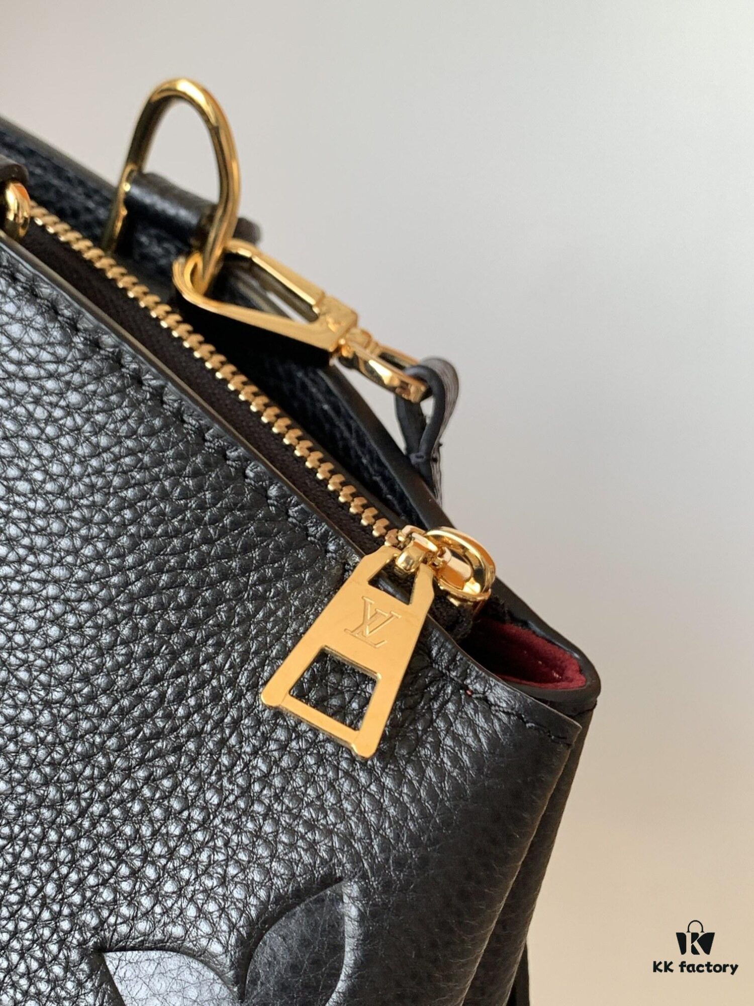 693078db6e68136f4d9a6a45 Top Quality Original Order Exclusive Real Shot Petit Palais Handbag