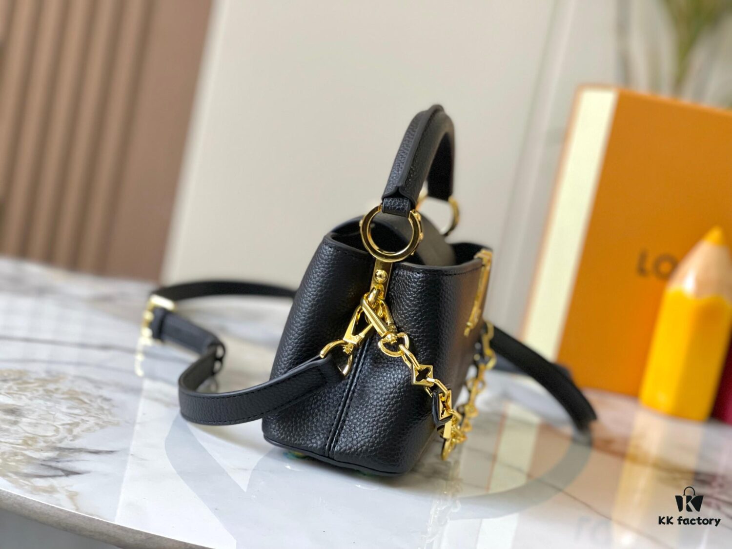 Top-Quality Original M14393 Black Capucines East West Mini Handbag
