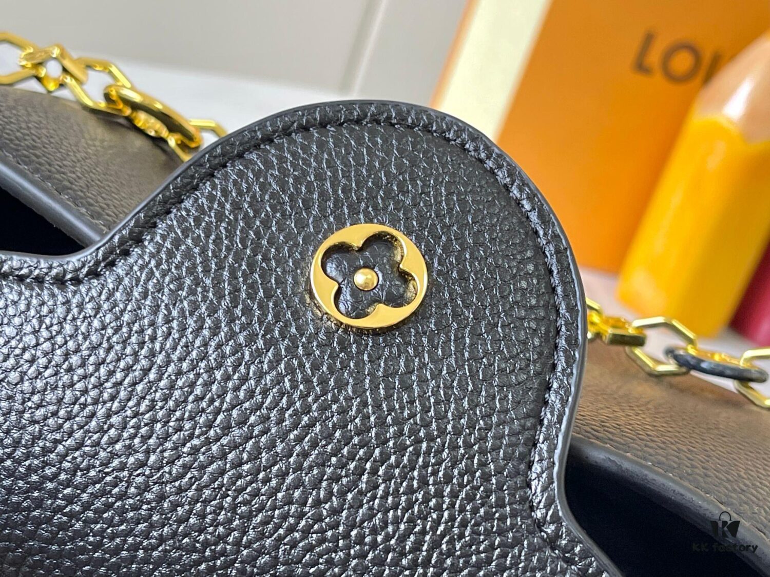 693078e46e68136f4d9a6a56 Top Quality Guangzhou Stock M14971 Black Capucines BB Bag