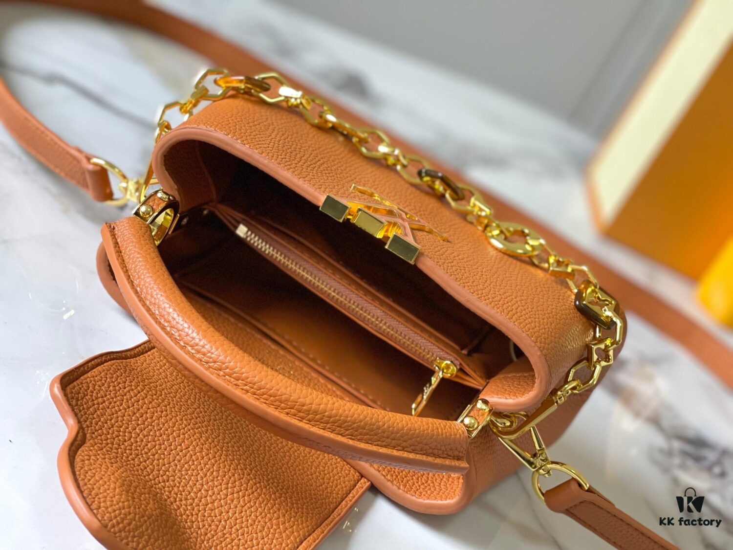 Guangzhou Stock Top Quality Original M14393 Brown Capucines East West Mini Handbag