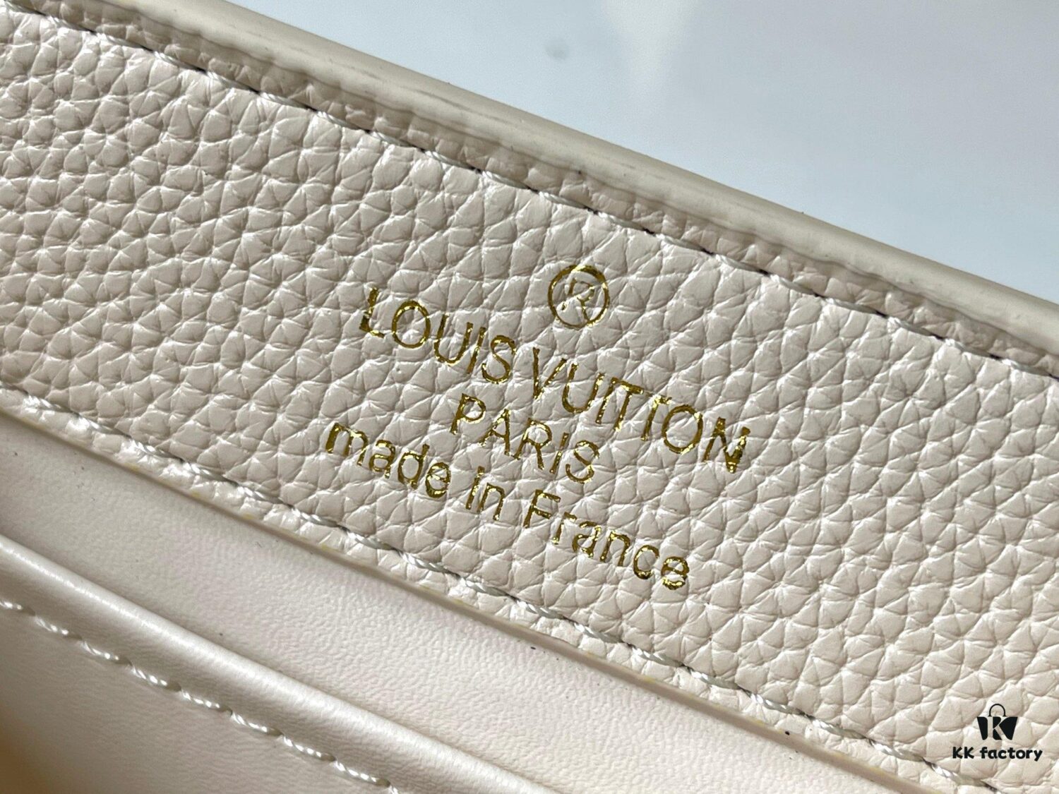 693079036e68136f4d9a6a8e Top-Quality Guangzhou Stock M14393 White Capucines East West Mini Bag