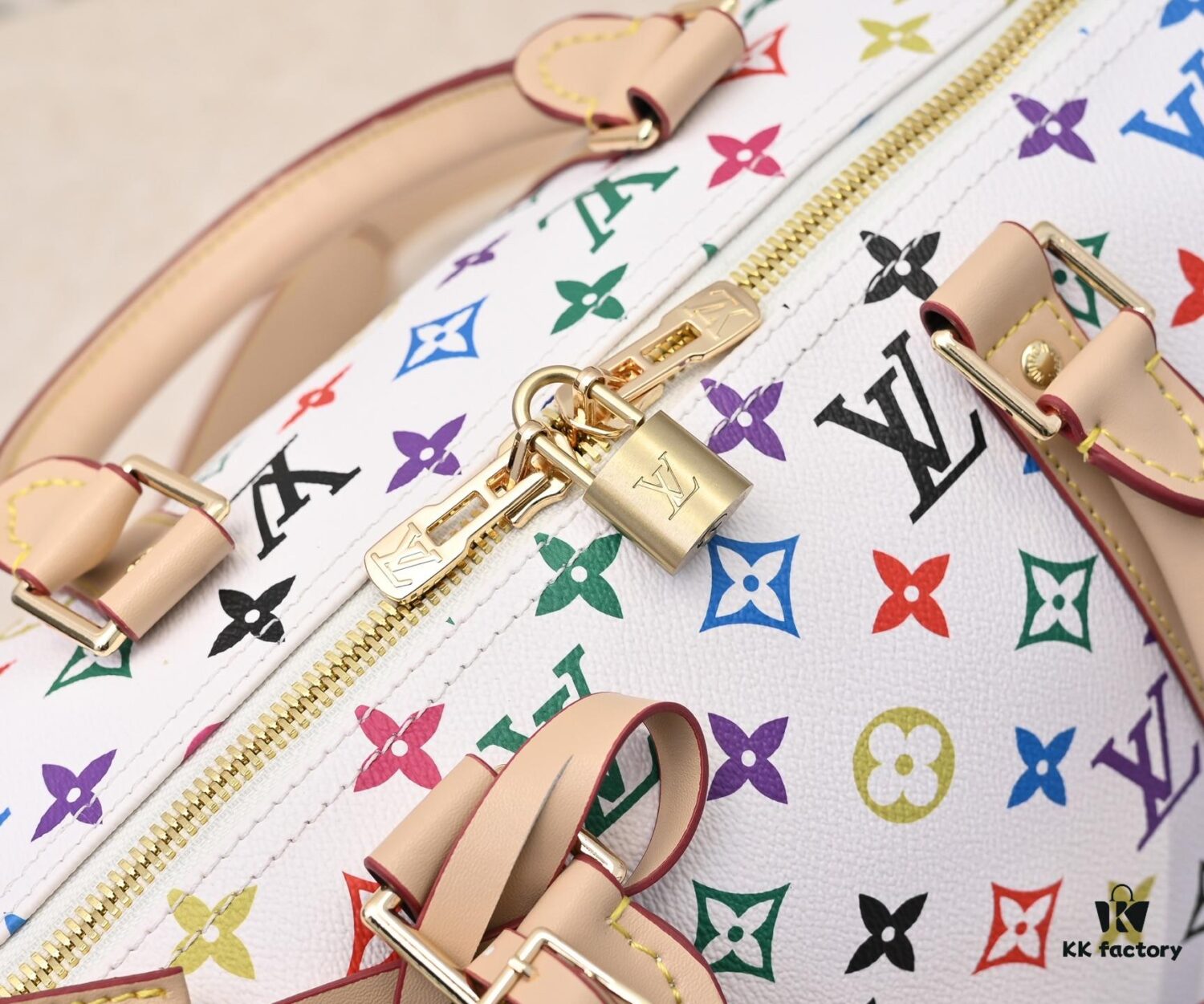 693079546e68136f4d9a6b0b P New Arrival M13745 41416 Black Colorful White Colorful 33 Color Series LV 2025 Spring/Summer Collaboration with Takashi Murakami