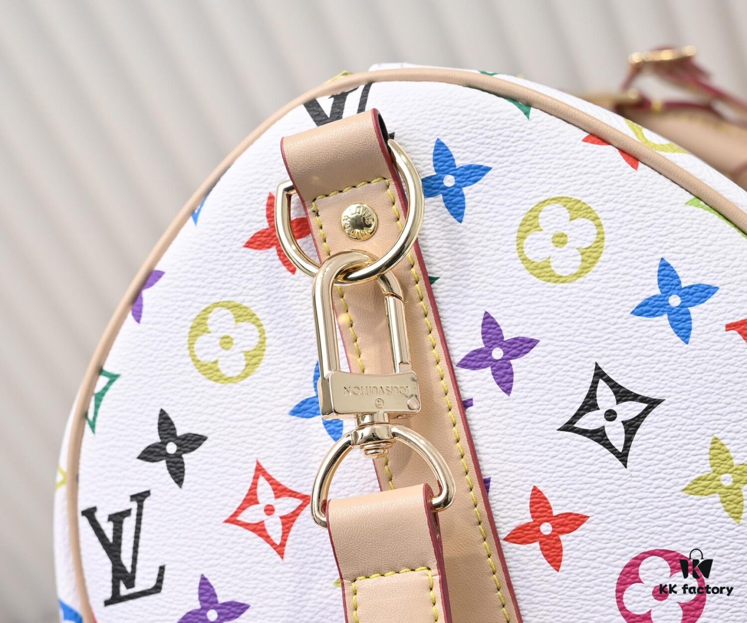693079546e68136f4d9a6b0c P New Arrival M13745 41416 Black Colorful White Colorful 33 Color Series LV 2025 Spring/Summer Collaboration with Takashi Murakami