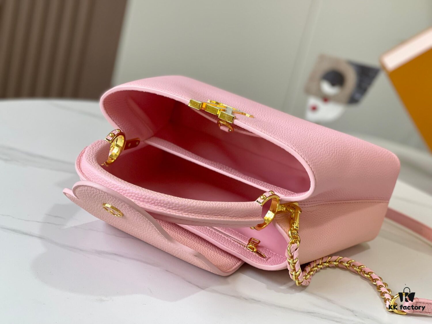 693079946e68136f4d9a6b73 Upgraded M20841 Etoile Pearlized Pink Shell Button Capucines MM Handbag