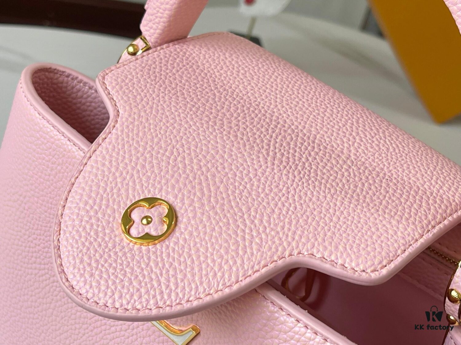 693079946e68136f4d9a6b74 Upgraded M20841 Etoile Pearlized Pink Shell Button Capucines MM Handbag