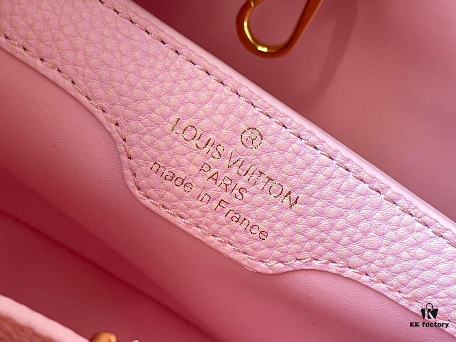 693079946e68136f4d9a6b76 Upgraded M20841 Etoile Pearlized Pink Shell Button Capucines MM Handbag