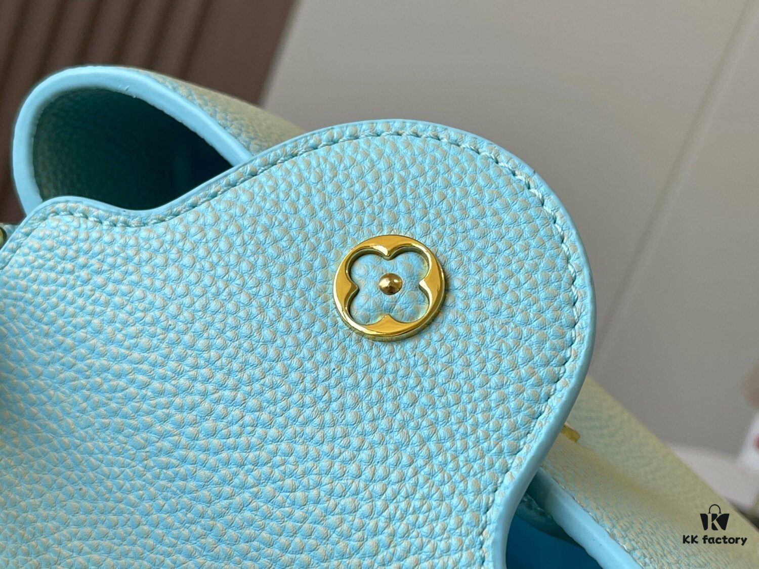693079a86e68136f4d9a6b98 Upgraded M59868 Stellar Pearl Green Shell Button Capucines BB Bag