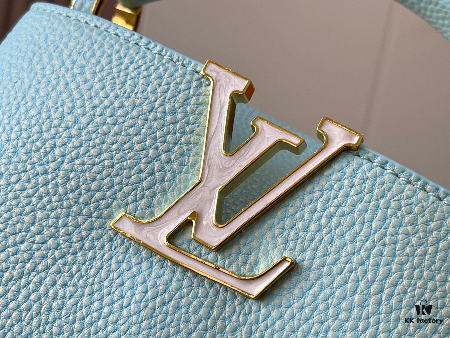 693079ac6e68136f4d9a6b9f Upgraded M59850 Stellar Pearl Blue Shell Button Capucines Mini Bag