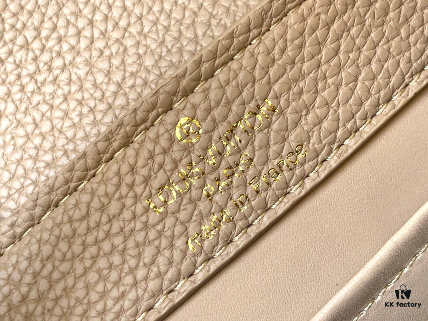 693079ed6e68136f4d9a6c13 Upgraded M23765 Beige and White Mother-of-Pearl Flower Crown Capucines Handbag