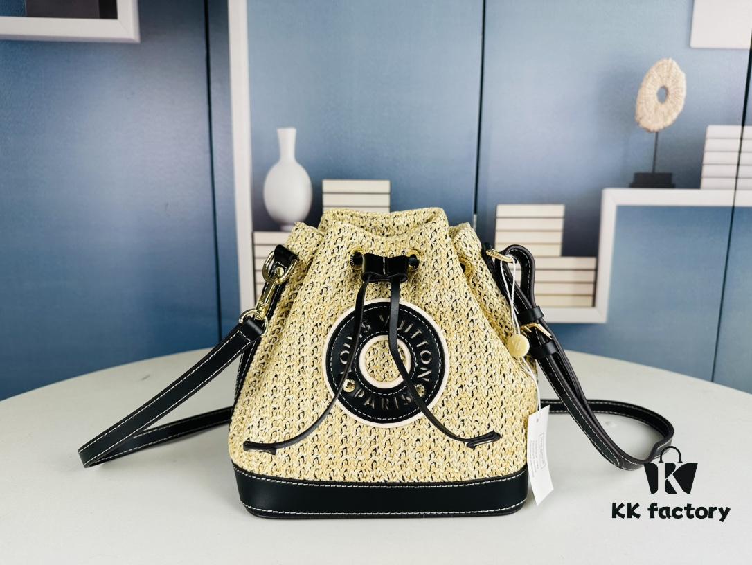 693079f06e68136f4d9a6c1c New Large Batch LV NOE PURSE Bucket Bag with Raffia and Leather Trim
