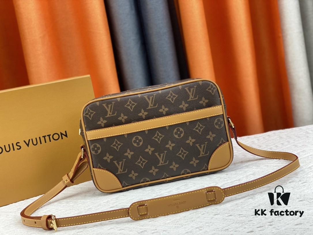 69307a076e68136f4d9a6c39 Top Quality Original LV Classic Crossbody Bag, Model No. M51274, Monogram Pattern, Small Square Design with Adjustable Full-Grain Leather Shoulder Strap