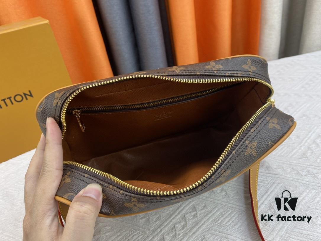 69307a0c6e68136f4d9a6c44 Top Quality Original LV Classic Crossbody Bag, Model No. M51274, Monogram Pattern, Small Square Design with Adjustable Full-Grain Leather Shoulder Strap
