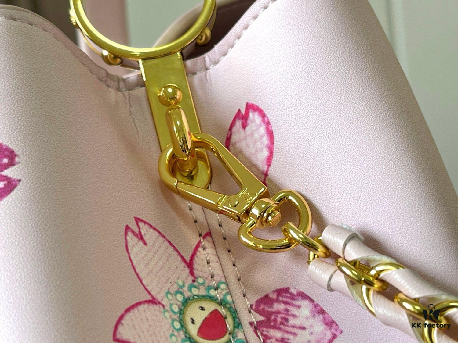69307a246e68136f4d9a6c68 Guangzhou Stock Top Quality Original Capucines BB