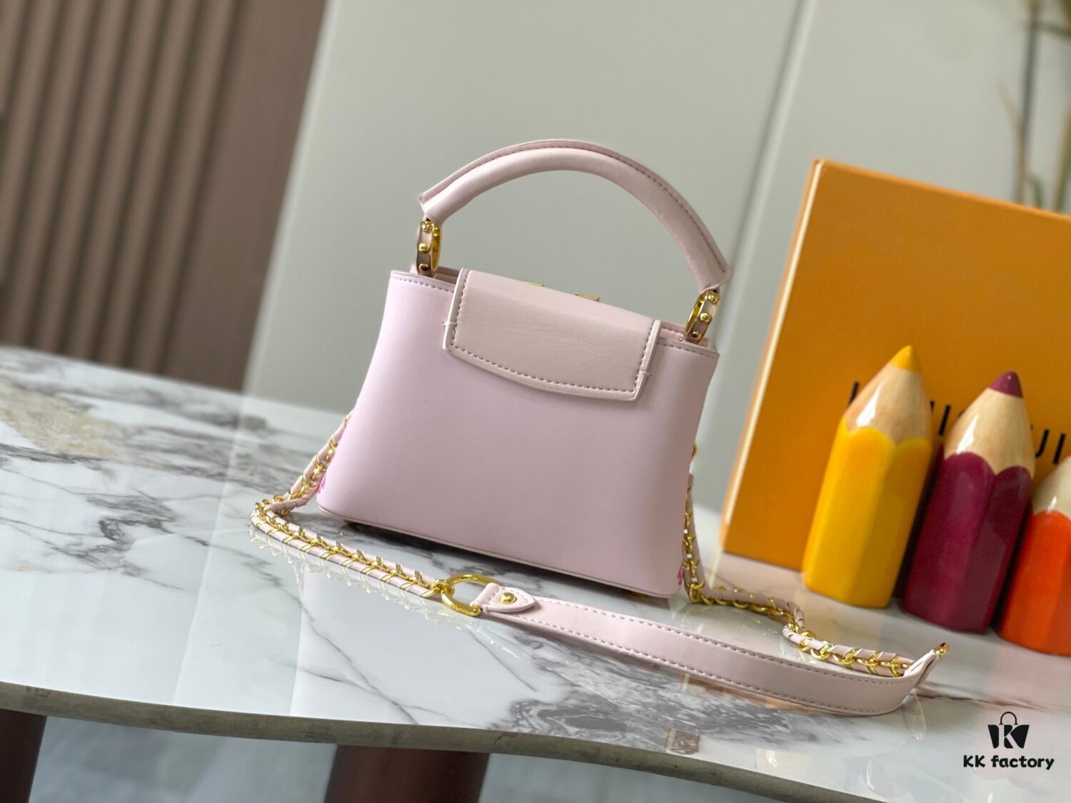 Guangzhou Stock Top Quality Original Capucines Mini Model: 13249 Pink Material: Canvas with Graffiti Hardware Upgraded Features: LV Initials, Unique Edge Ring, Exquisite Monogram Flower on Flap