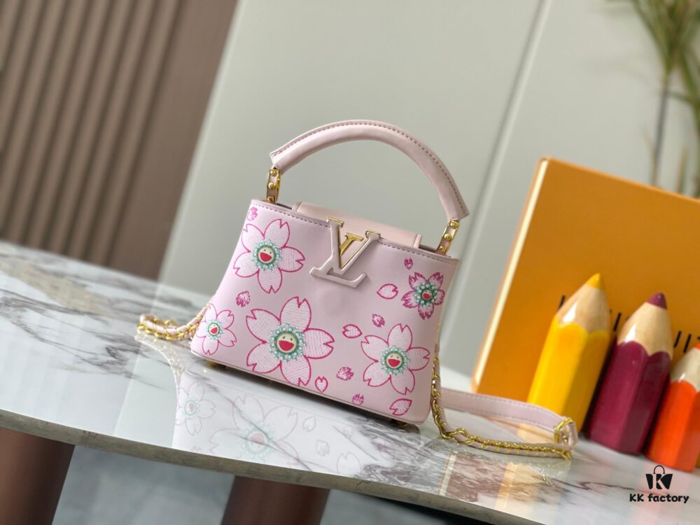 69307a266e68136f4d9a6c6e Guangzhou Stock Top Quality Original Capucines Mini Model: 13249 Pink Material: Canvas with Graffiti Hardware Upgraded Features: LV Initials, Unique Edge Ring, Exquisite Monogram Flower on Flap