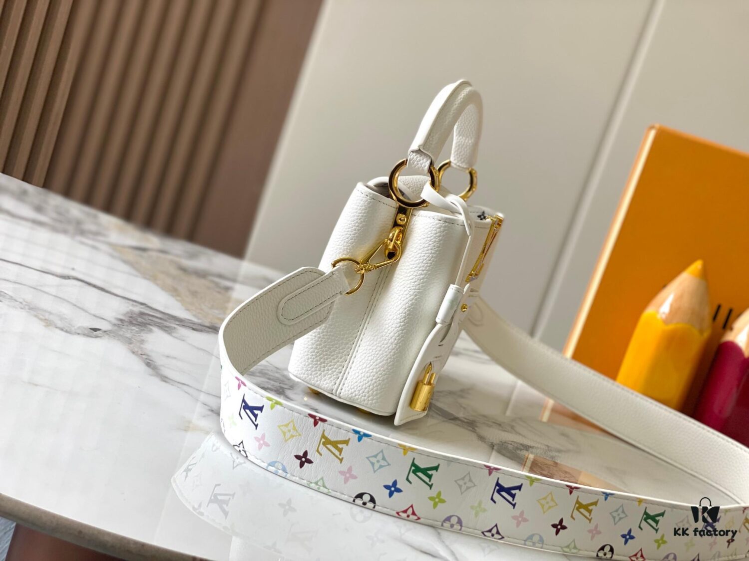 69307a386e68136f4d9a6c90 Guangzhou Stock Top Quality Original Version Capucines Mini Model: 12352 White with 33 Colorful Elements Material: Crushed Calfskin Hardware Upgraded Features: LV Initials, Unique Border Ring, Exquisite Monogram Flower on Flap Closure Dimensions: 21×14×8cm