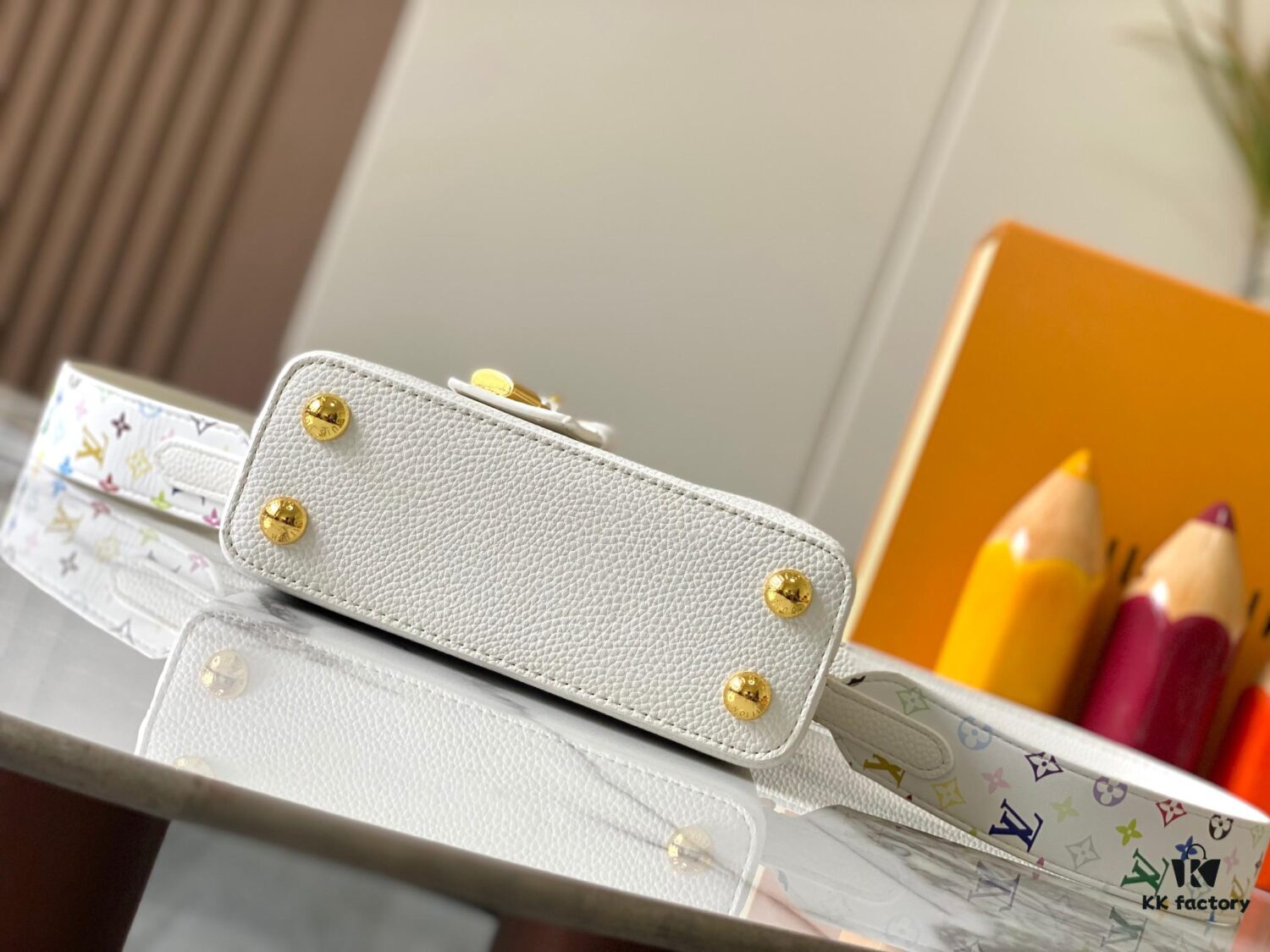 69307a386e68136f4d9a6c92 Guangzhou Stock Top Quality Original Version Capucines Mini Model: 12352 White with 33 Colorful Elements Material: Crushed Calfskin Hardware Upgraded Features: LV Initials, Unique Border Ring, Exquisite Monogram Flower on Flap Closure Dimensions: 21×14×8cm