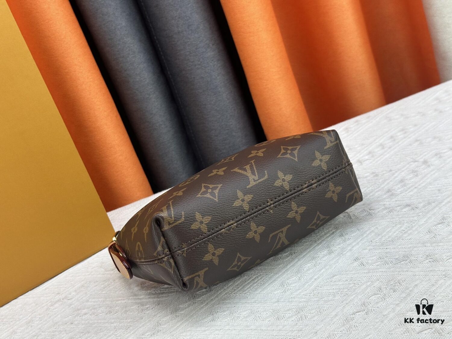 69307a916e68136f4d9a6d19 Official Latest Model M82949 LV x Murakami Collaboration Nano Speedy Bag