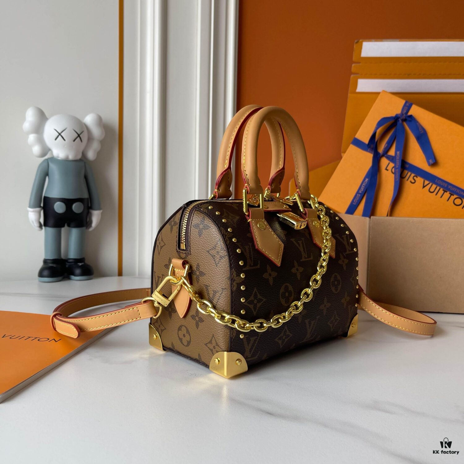 69307ac06e68136f4d9a6d56 Upgraded Original 180 M46881 M46880 LV Pillow from Louis Vuitton Resort 2025 Collection