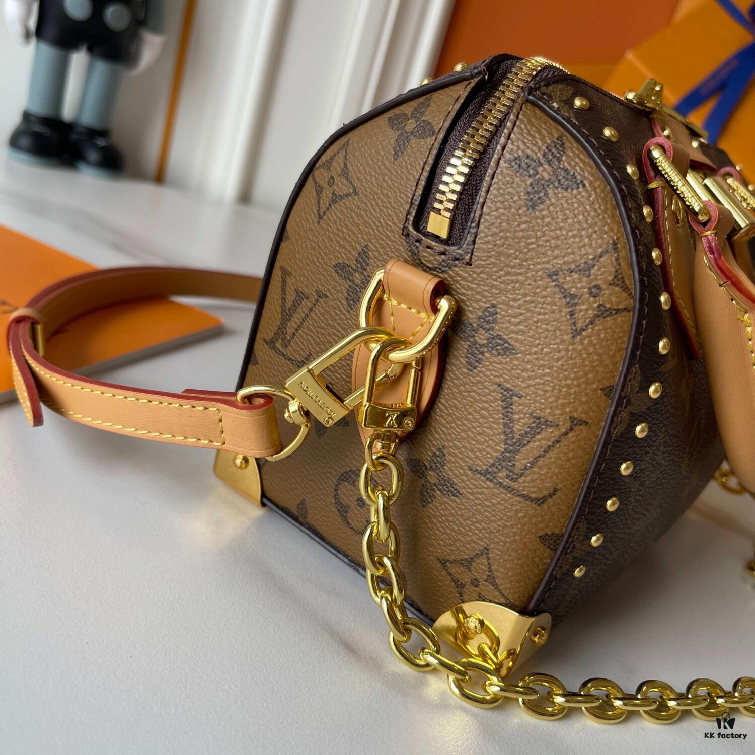 69307ac36e68136f4d9a6d5e Upgraded Original 180 M46881 M46880 LV Pillow from Louis Vuitton Resort 2025 Collection