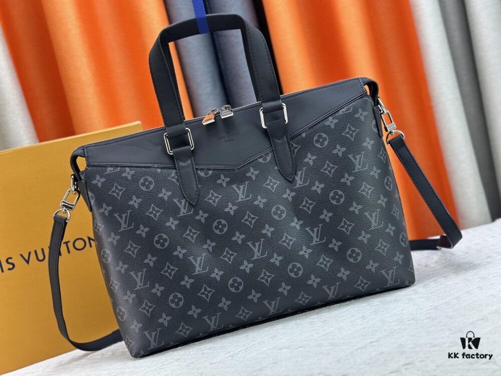 69307b076e68136f4d9a6dca Authentic N40566 Hiroshi Fujiwara Fragment Design Lightning Series Men's Briefcase