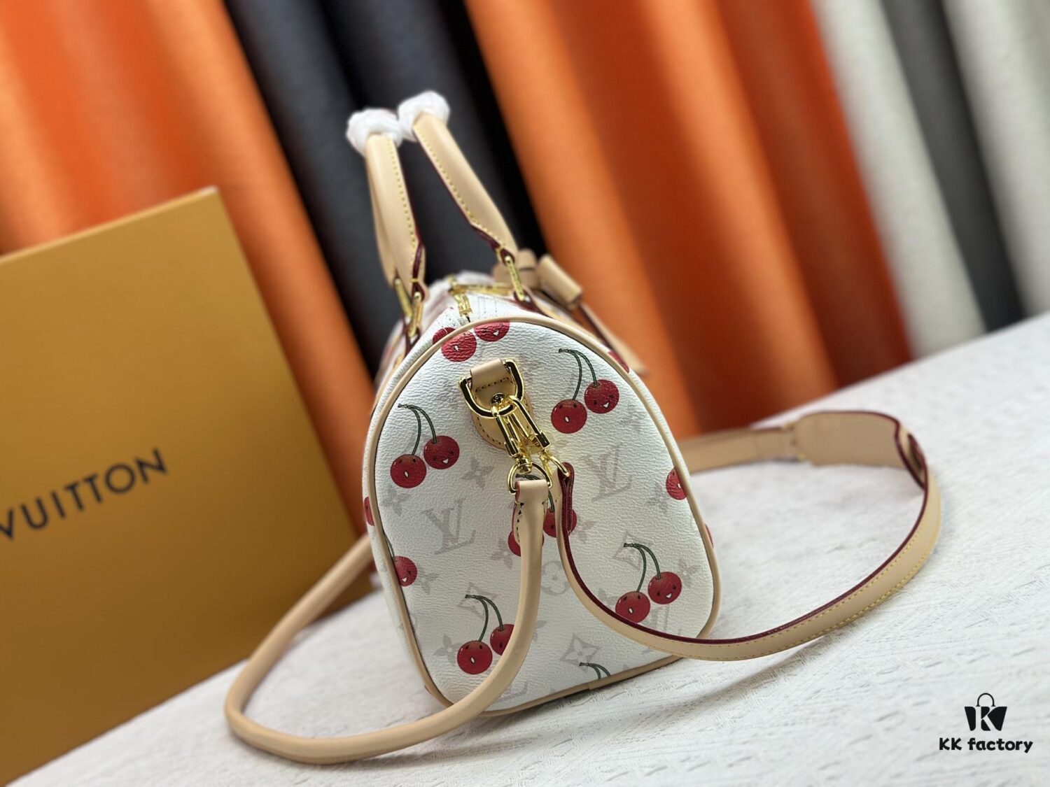 69307b196e68136f4d9a6dee M17089 M40391 Louis Vuitton Cherry Series Handbag from 2005, Designed by Takashi Murakami