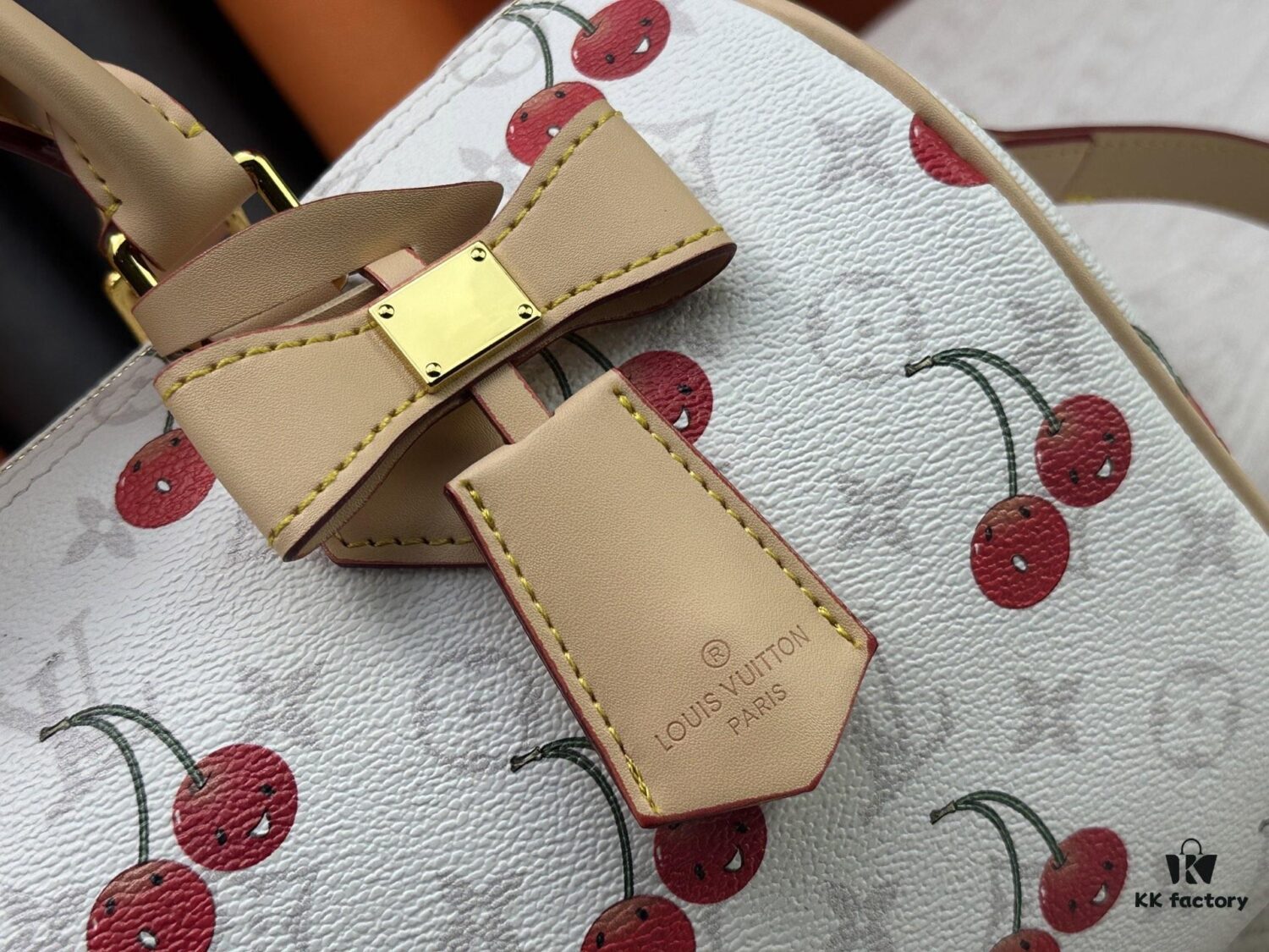 69307b1b6e68136f4d9a6df4 M17089 M40391 Louis Vuitton Cherry Series Handbag from 2005, Designed by Takashi Murakami