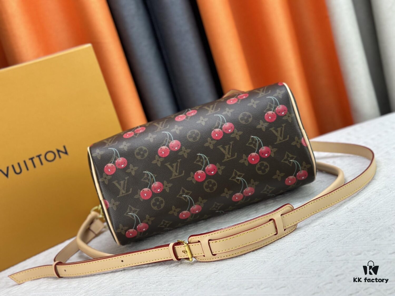 69307b1f6e68136f4d9a6dfa M17089 M40391 Louis Vuitton Cherry Series Handbag from 2005 Designed by Takashi Murakami