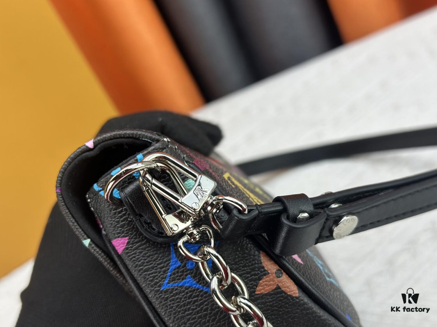 Upgraded Version [Official Latest Model] (Real Photos, Authentic Match) M12778-81911-82110-81992-12778-11299 LV x Takashi Murakami Nanogram Speedy Bag